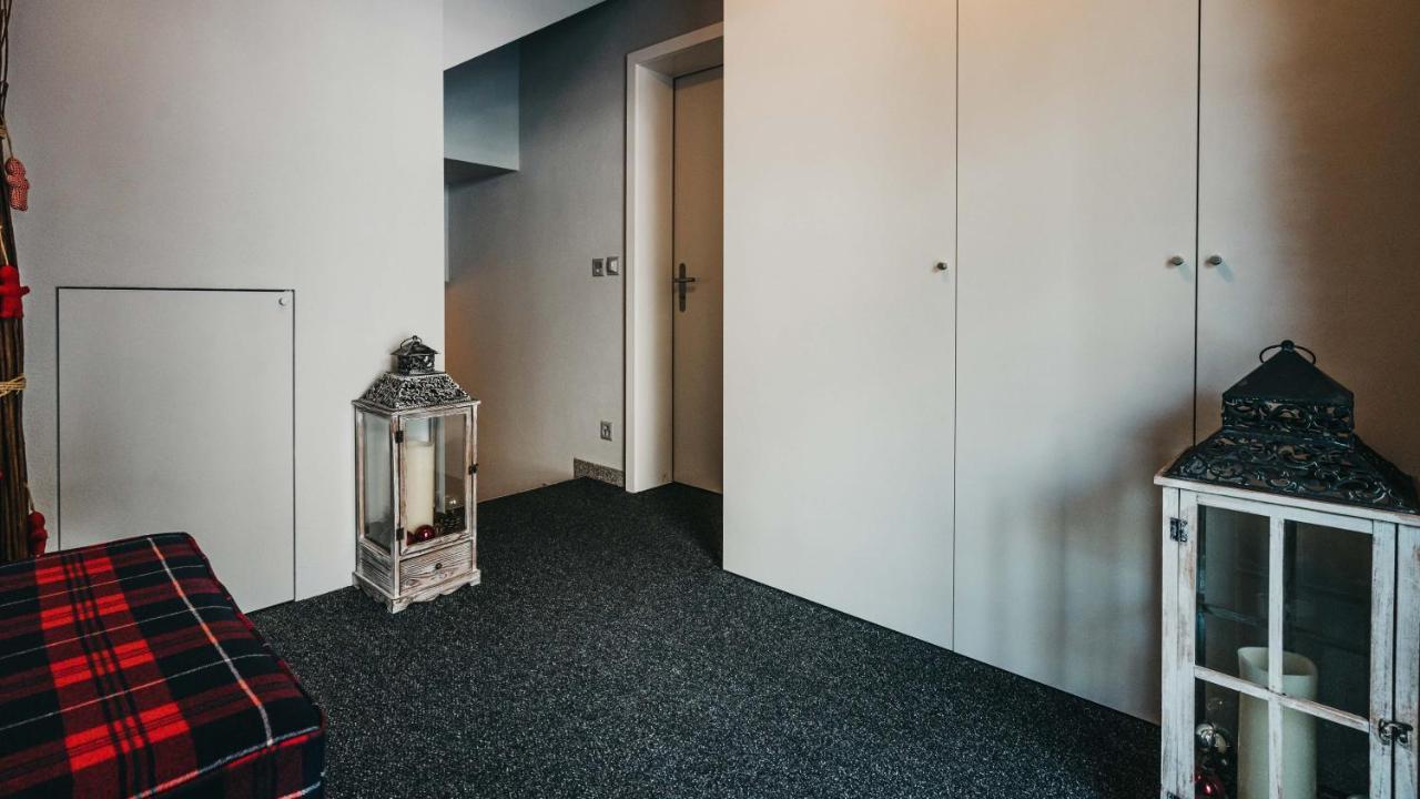 Апартаменты Charming 4 Bed Flat In Флимс Экстерьер фото